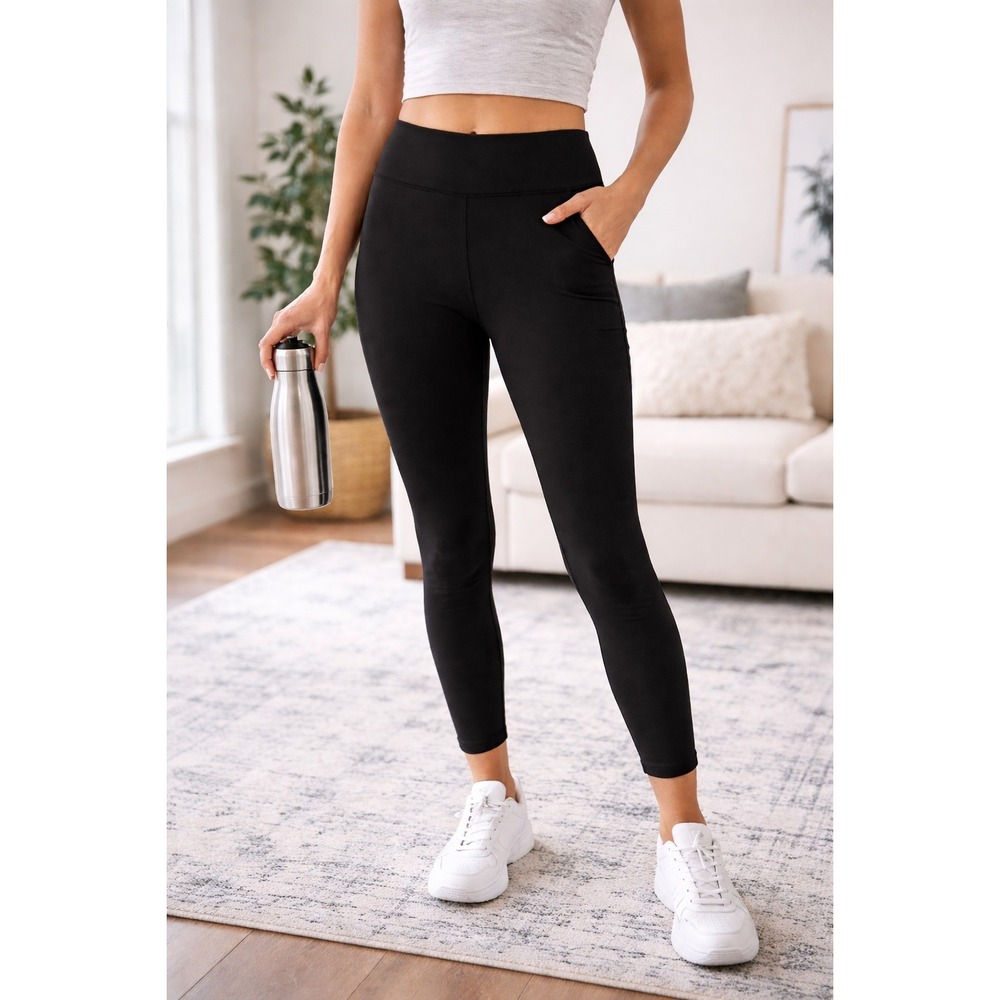 SPANX Women's High Rise Leggings Size Medium Black Shaping